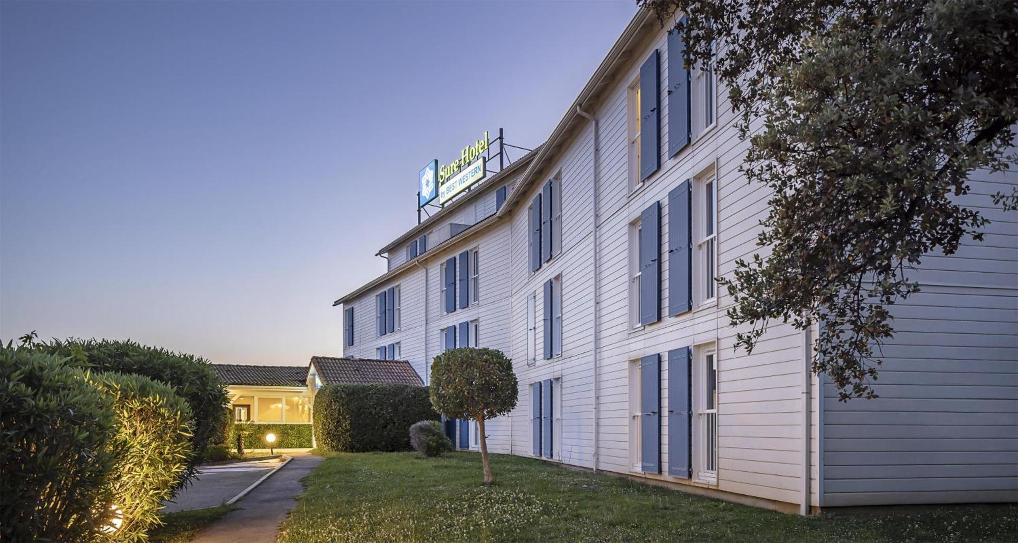 Hotel Sure By Western Est 3*